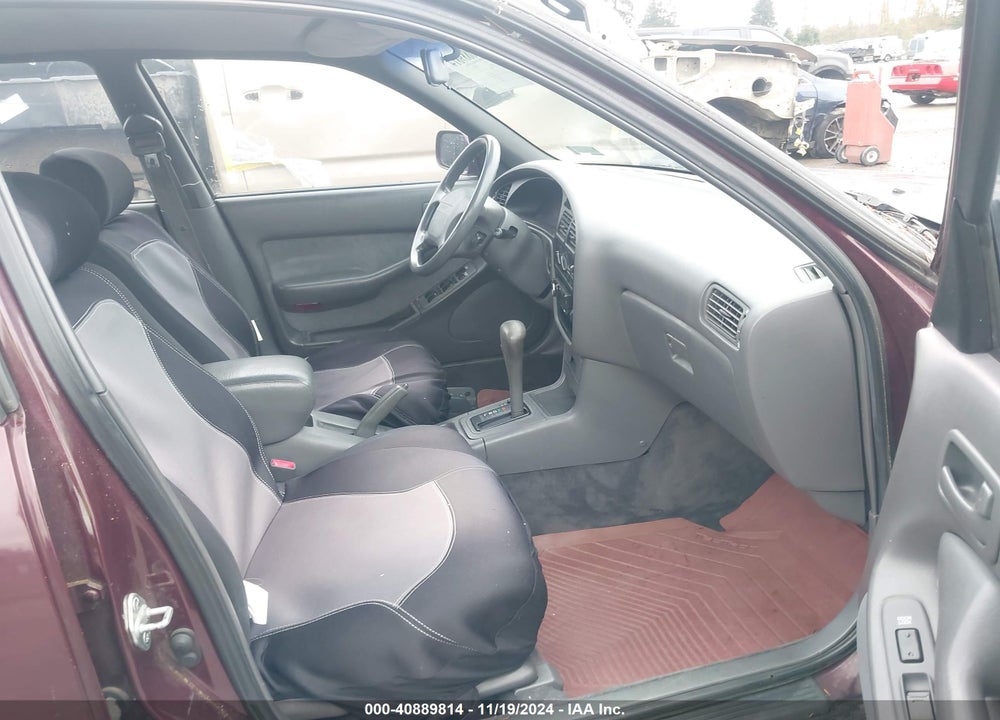1992 TOYOTA CAMRY LE VIN: JT2SK12E9N0061252