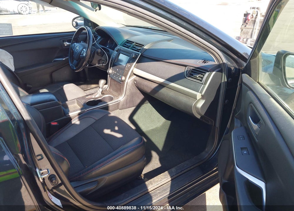 2016 TOYOTA CAMRY SE VIN: 4T1BF1FK8GU212522