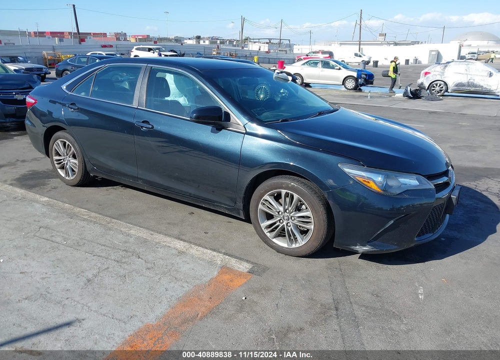 2016 TOYOTA CAMRY SE VIN: 4T1BF1FK8GU212522