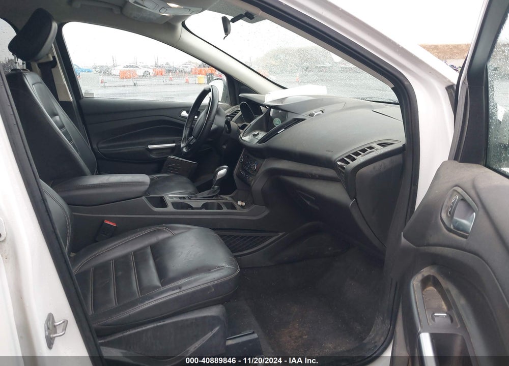 2019 FORD ESCAPE SEL VIN: 1FMCU9HD2KUA06452