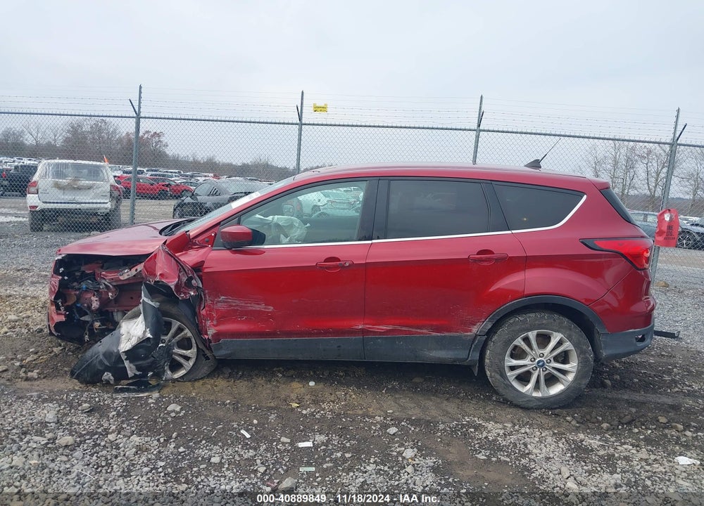 2019 FORD ESCAPE SE VIN: 1FMCU0GD4KUA89900