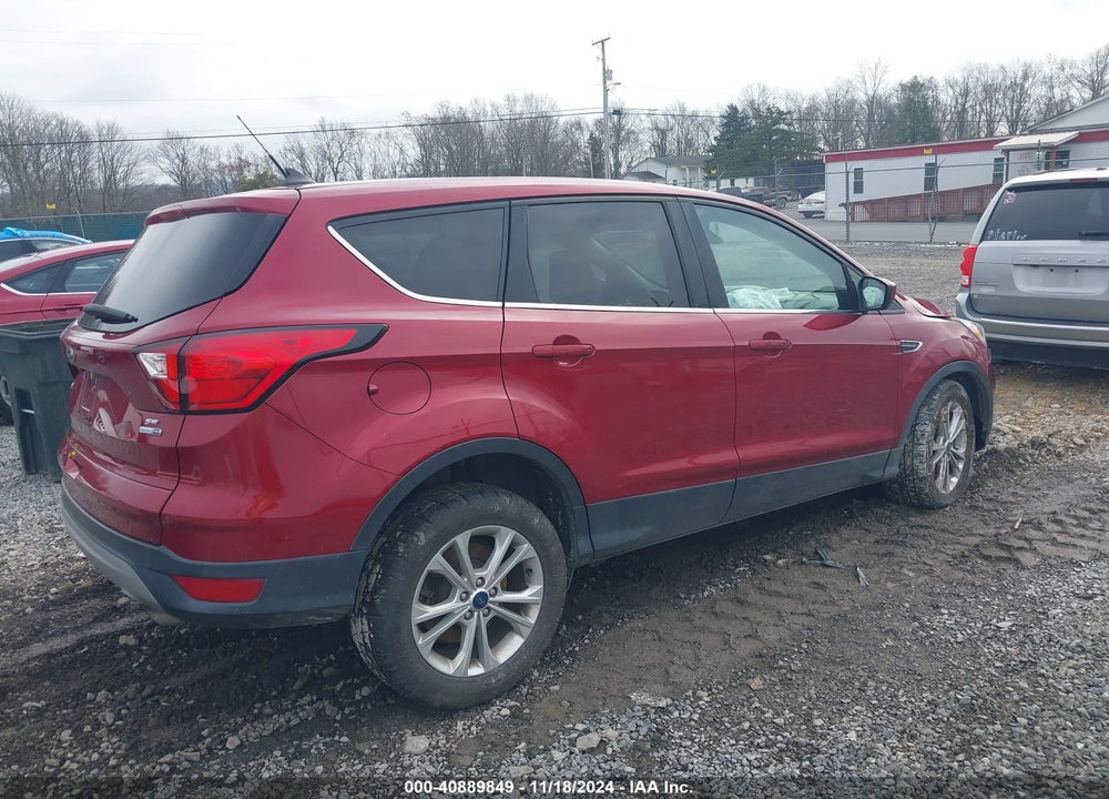 2019 FORD ESCAPE SE VIN: 1FMCU0GD4KUA89900