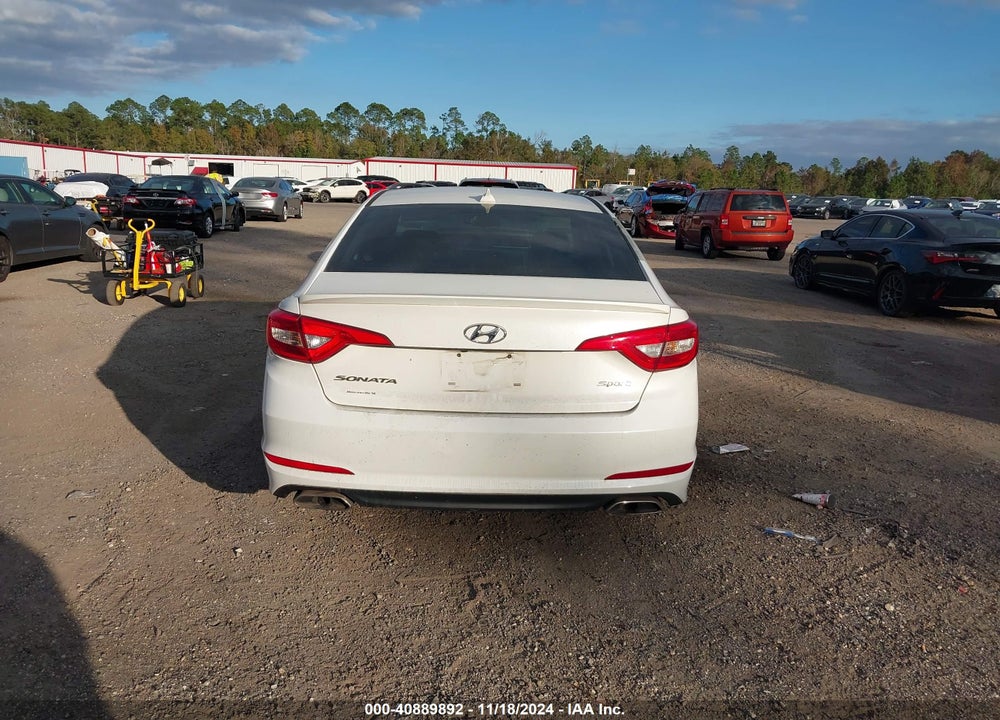 2015 HYUNDAI SONATA SPORT VIN: 5NPE34AF4FH051066