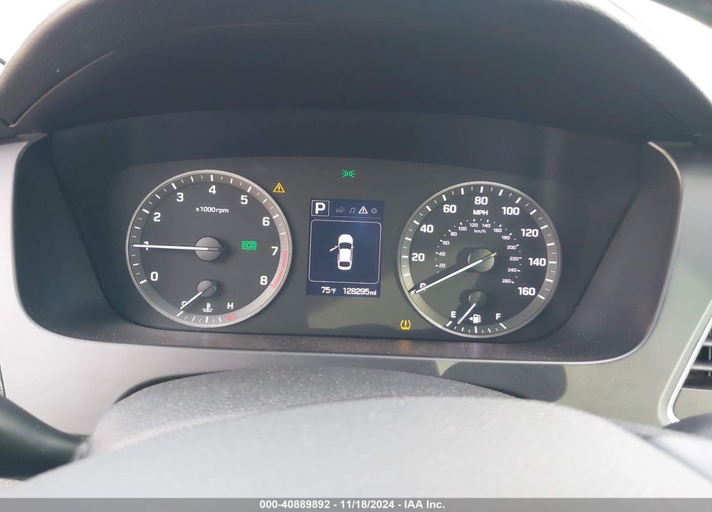 2015 HYUNDAI SONATA SPORT VIN: 5NPE34AF4FH051066