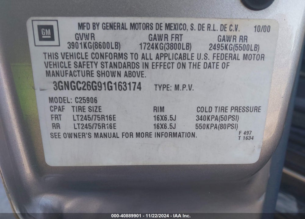2001 CHEVROLET SUBURBAN 2500 LT VIN: 3GNGC26G91G163174