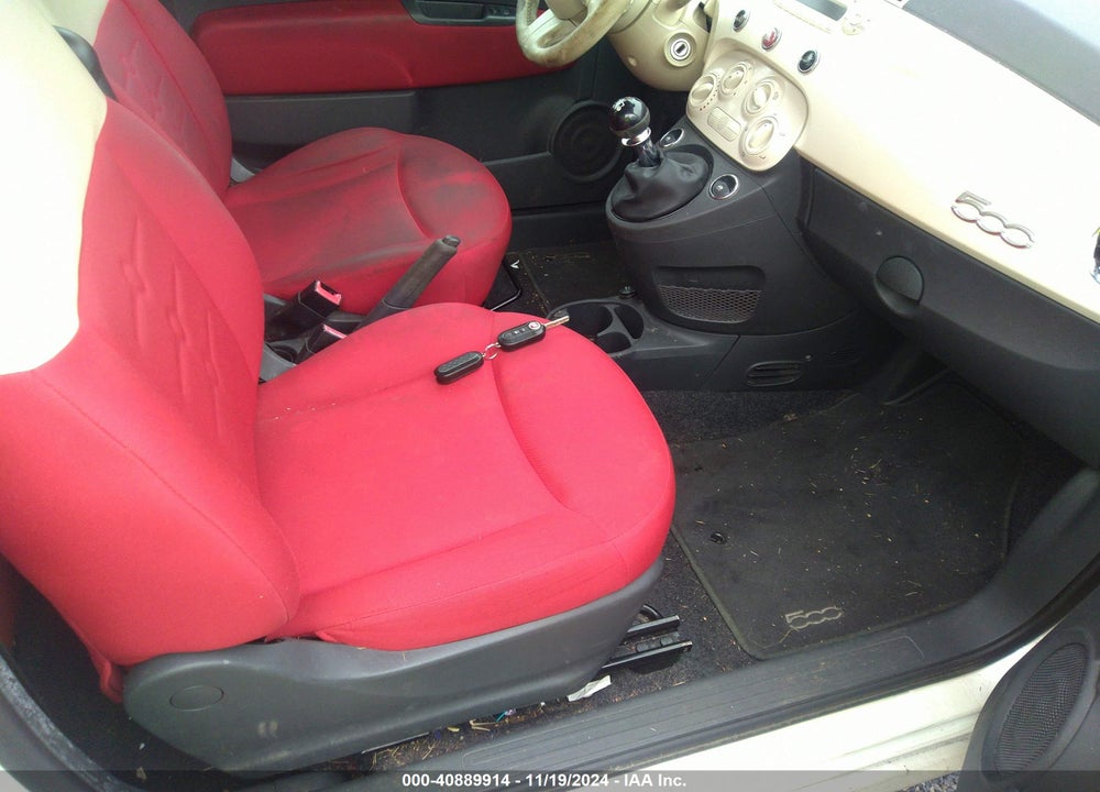 2013 FIAT 500 POP VIN: 3C3CFFAR1DT530986
