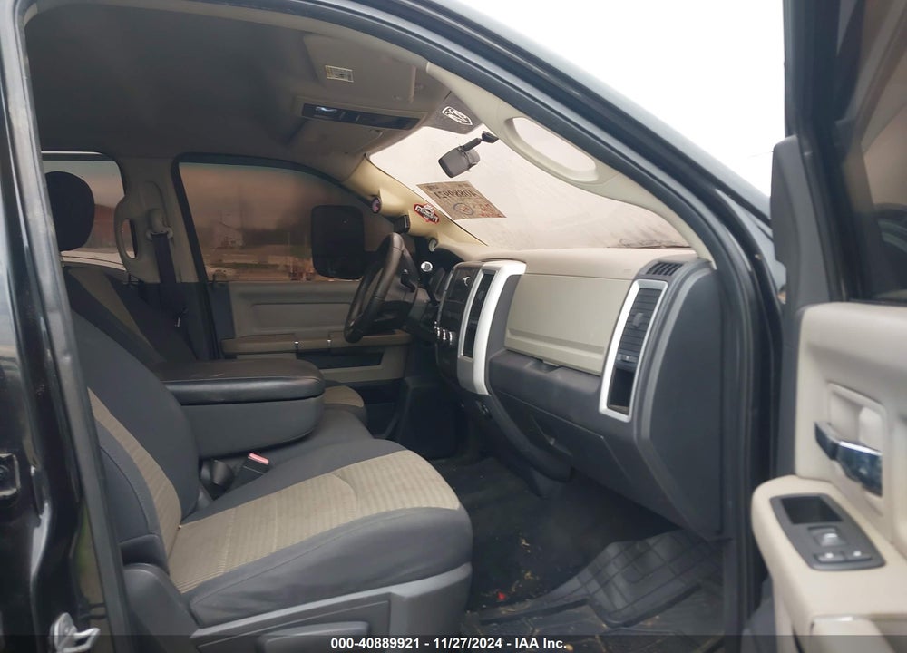 2011 RAM 2500 SLT VIN: 3D7UT2CL6BG573869