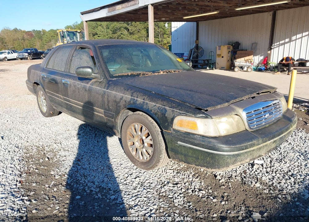 2003 FORD CROWN VICTORIA LX VIN: 2FAHP74W53X100418