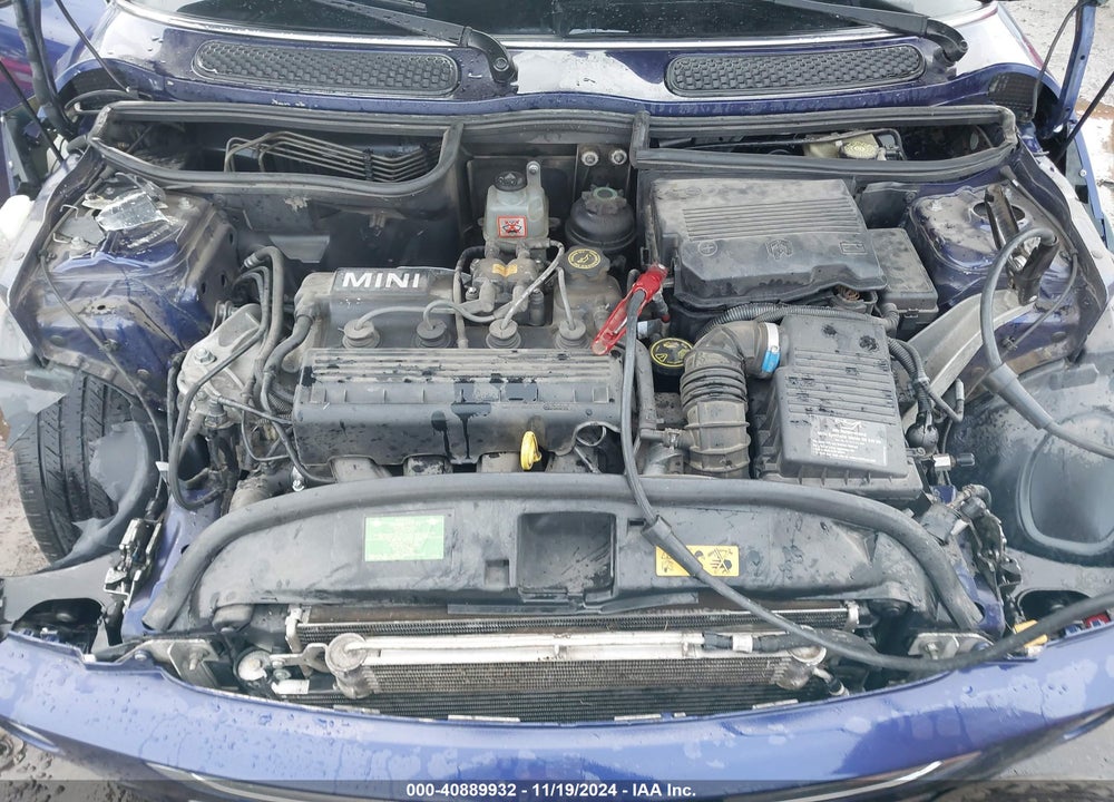 2005 MINI COOPER VIN: WMWRC335X5TJ73194