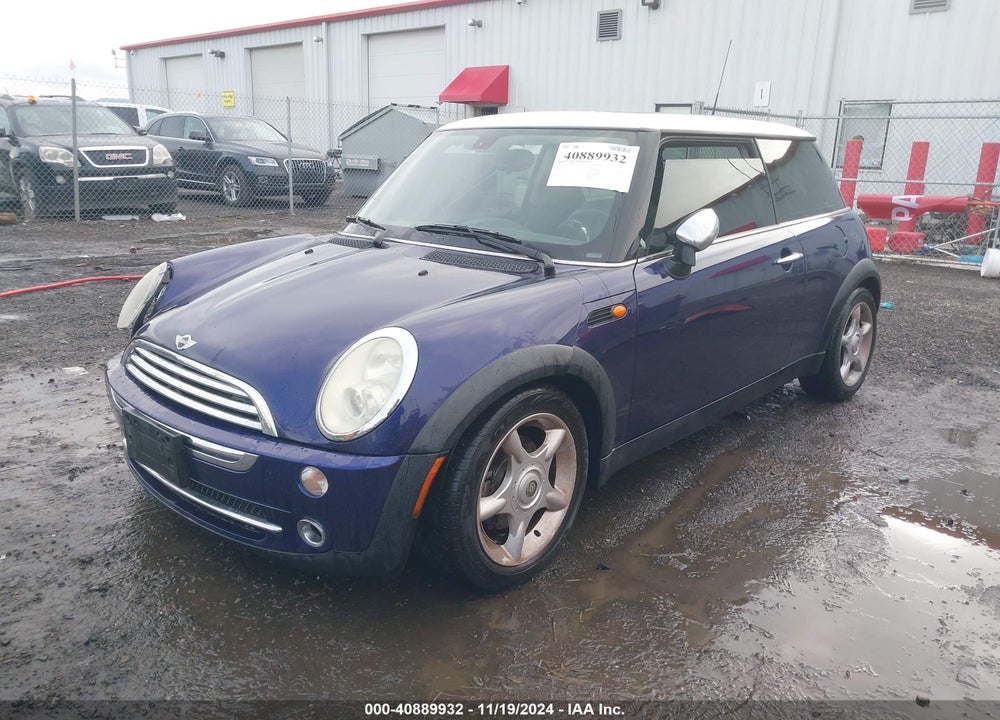 2005 MINI COOPER VIN: WMWRC335X5TJ73194