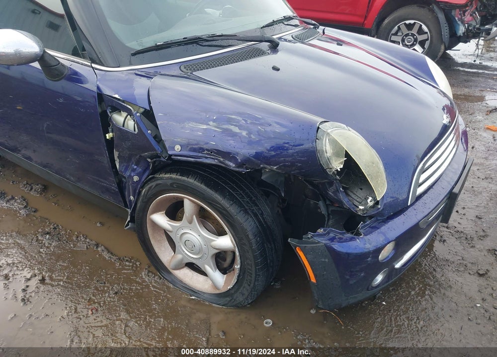2005 MINI COOPER VIN: WMWRC335X5TJ73194