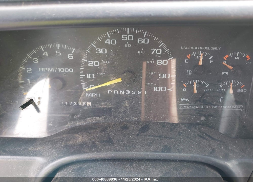 1997 CHEVROLET SUBURBAN 1500 VIN: 1GNFK16R0VJ344825