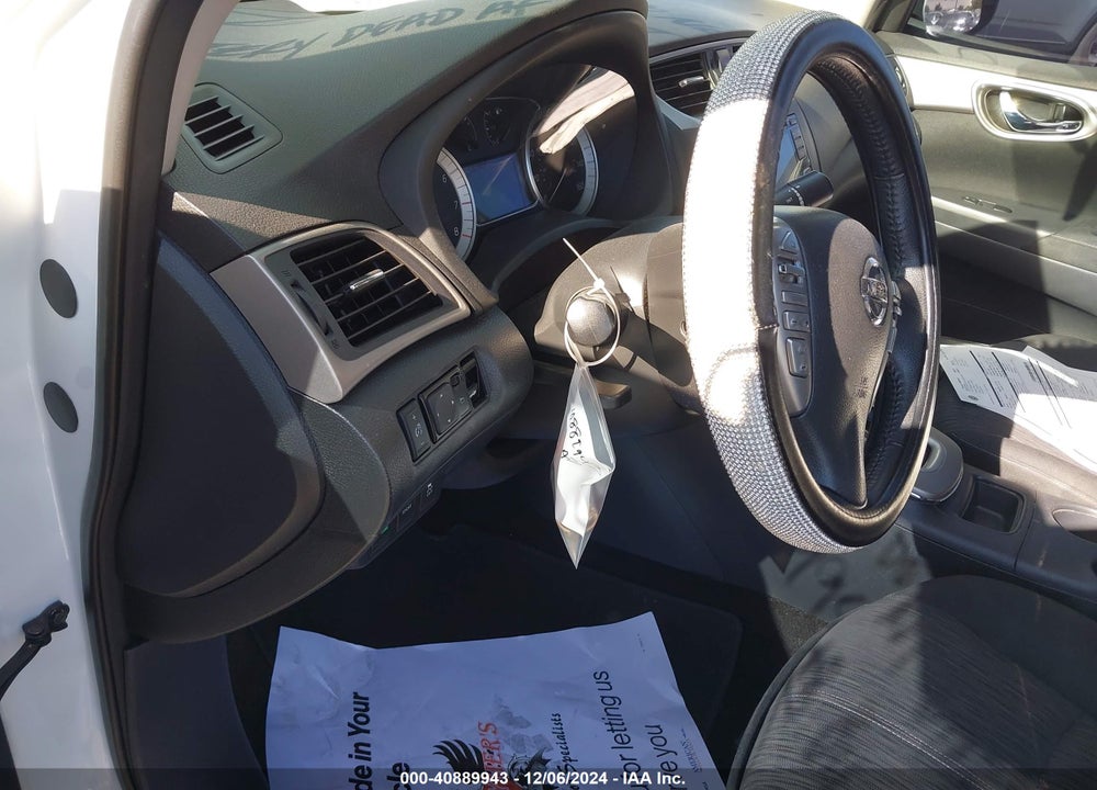 2015 NISSAN SENTRA SV VIN: 3N1AB7AP7FY285798