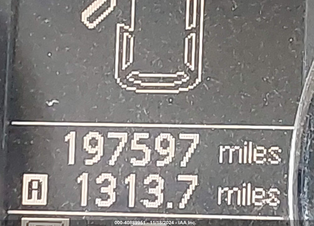 2012 NISSAN ROGUE S VIN: JN8AS5MT0CW268181