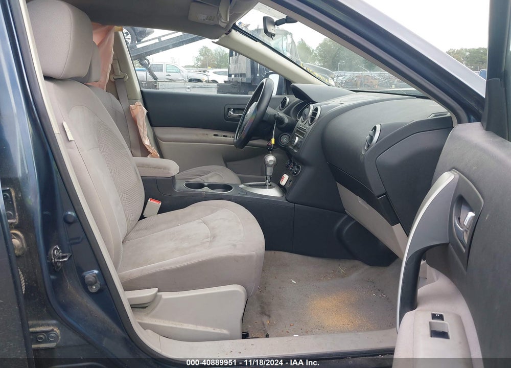 2012 NISSAN ROGUE S VIN: JN8AS5MT0CW268181