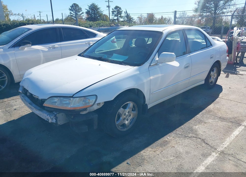 2000 HONDA ACCORD 3.0 EX VIN: 1HGCG1650YA054942