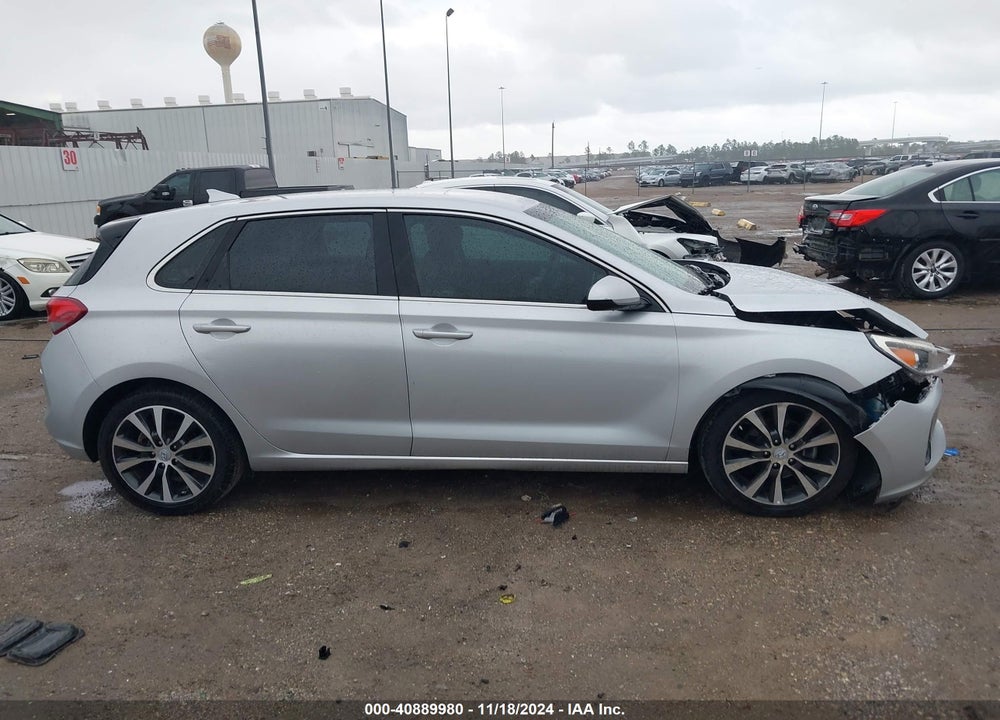 2018 HYUNDAI ELANTRA GT VIN: KMHH35LE9JU062050