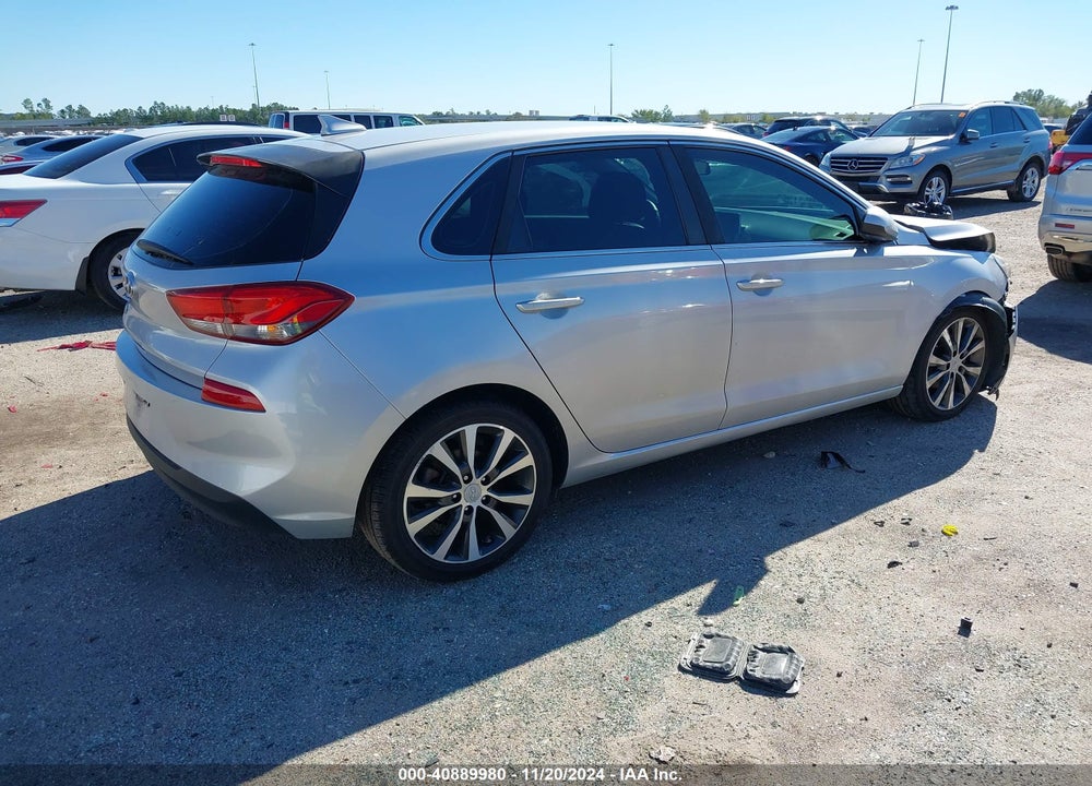 2018 HYUNDAI ELANTRA GT VIN: KMHH35LE9JU062050
