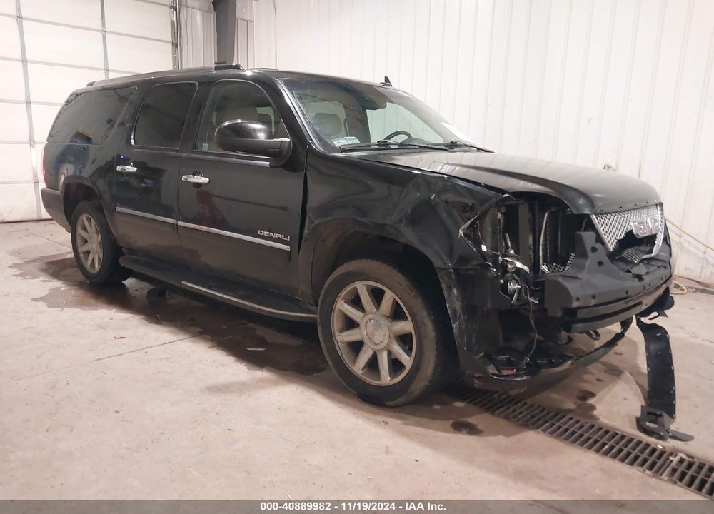 2011 GMC YUKON XL 1500 DENALI VIN: 1GKS2MEF6BR335404