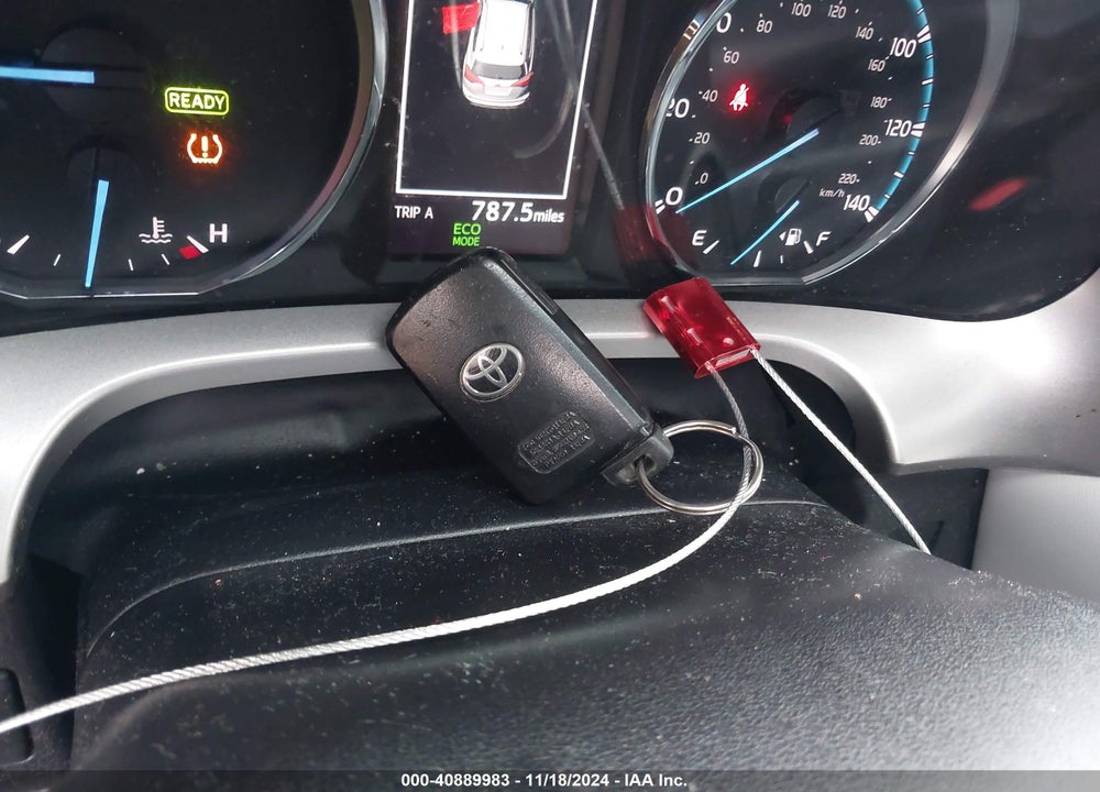 2016 TOYOTA RAV4 HV VIN: JTMRJREVXGD038870