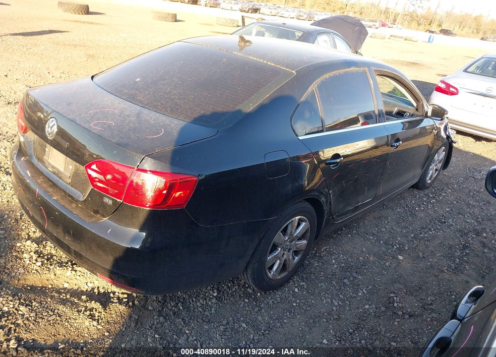 2014 VOLKSWAGEN JETTA 1.8T SE VIN: 3VWD17AJ0EM375175