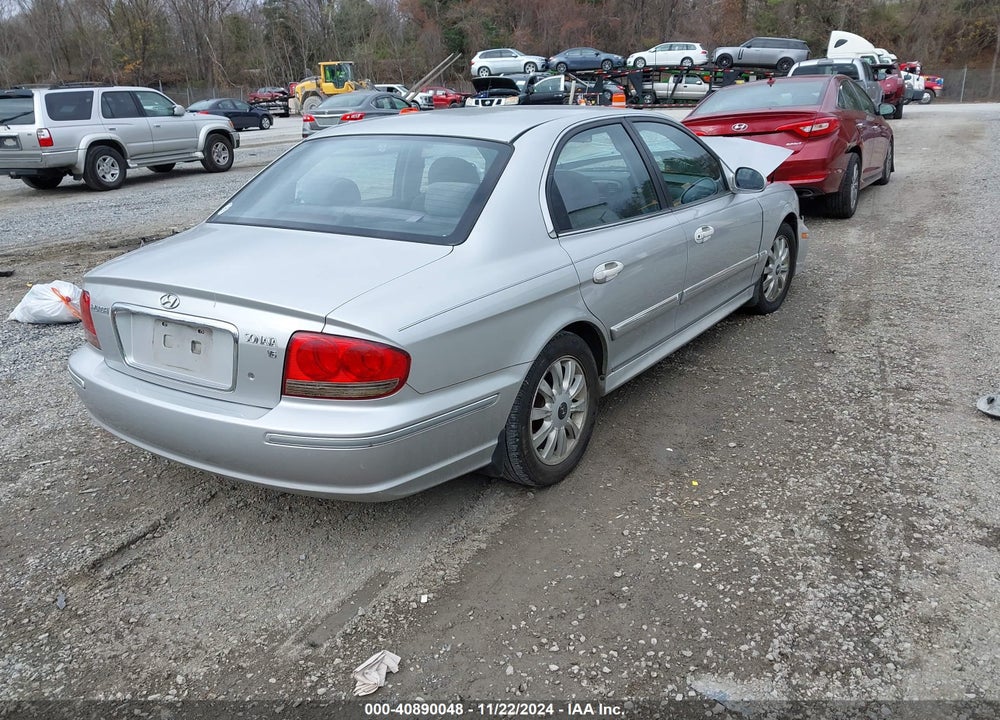 2005 HYUNDAI SONATA GLS/LX VIN: KMHWF35H25A105628