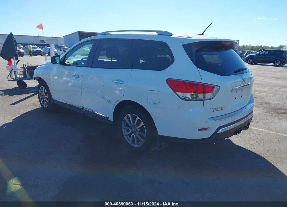 2016 NISSAN PATHFINDER SL VIN: 5N1AR2MN2GC602057