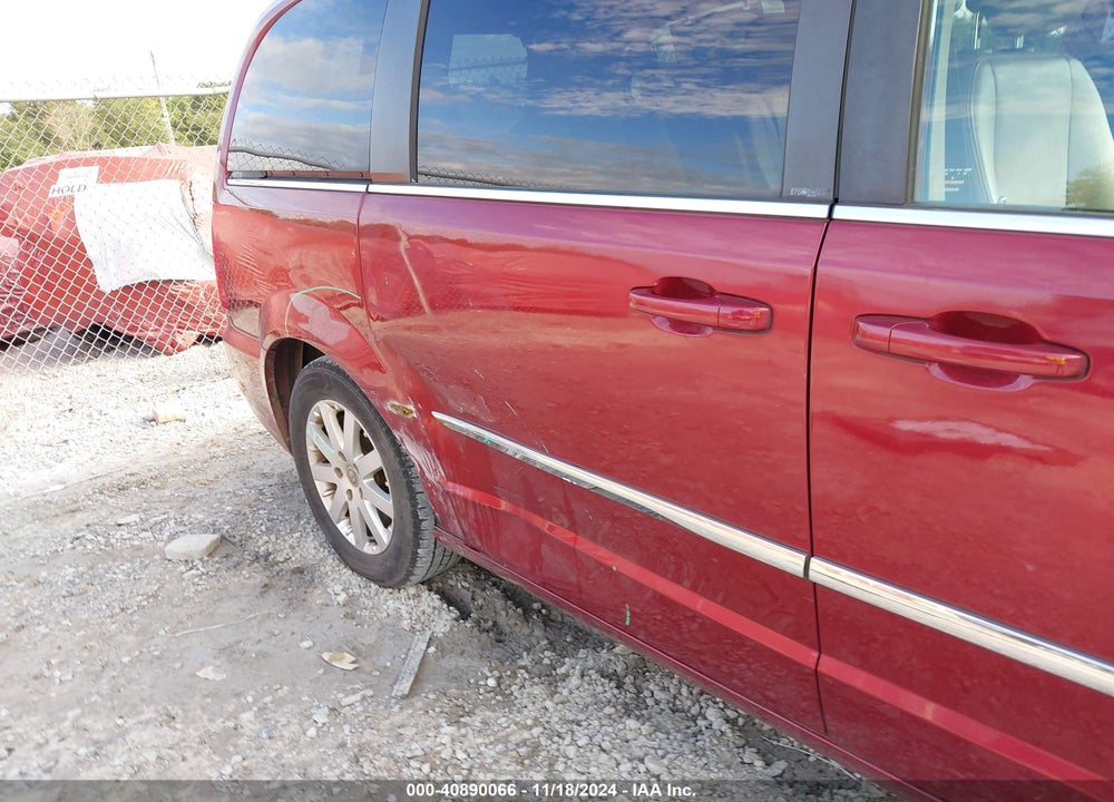 2014 CHRYSLER TOWN & COUNTRY TOURING VIN: 2C4RC1BG4ER276919