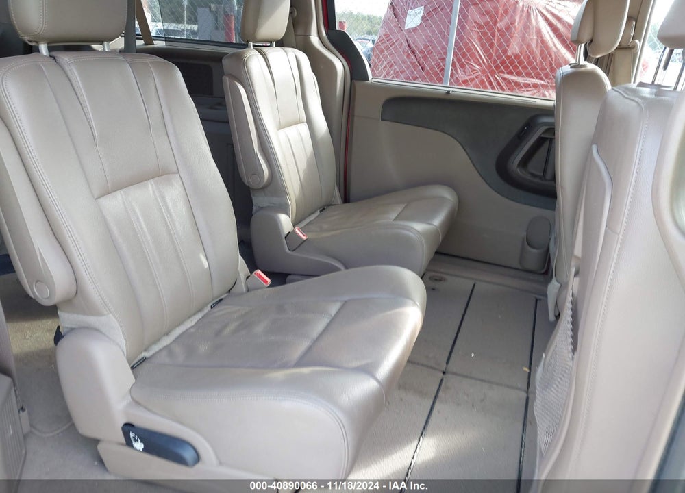 2014 CHRYSLER TOWN & COUNTRY TOURING VIN: 2C4RC1BG4ER276919