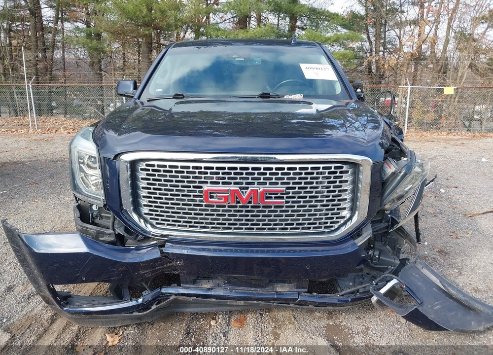 2017 GMC YUKON DENALI VIN: 1GKS2CKJ2HR181852