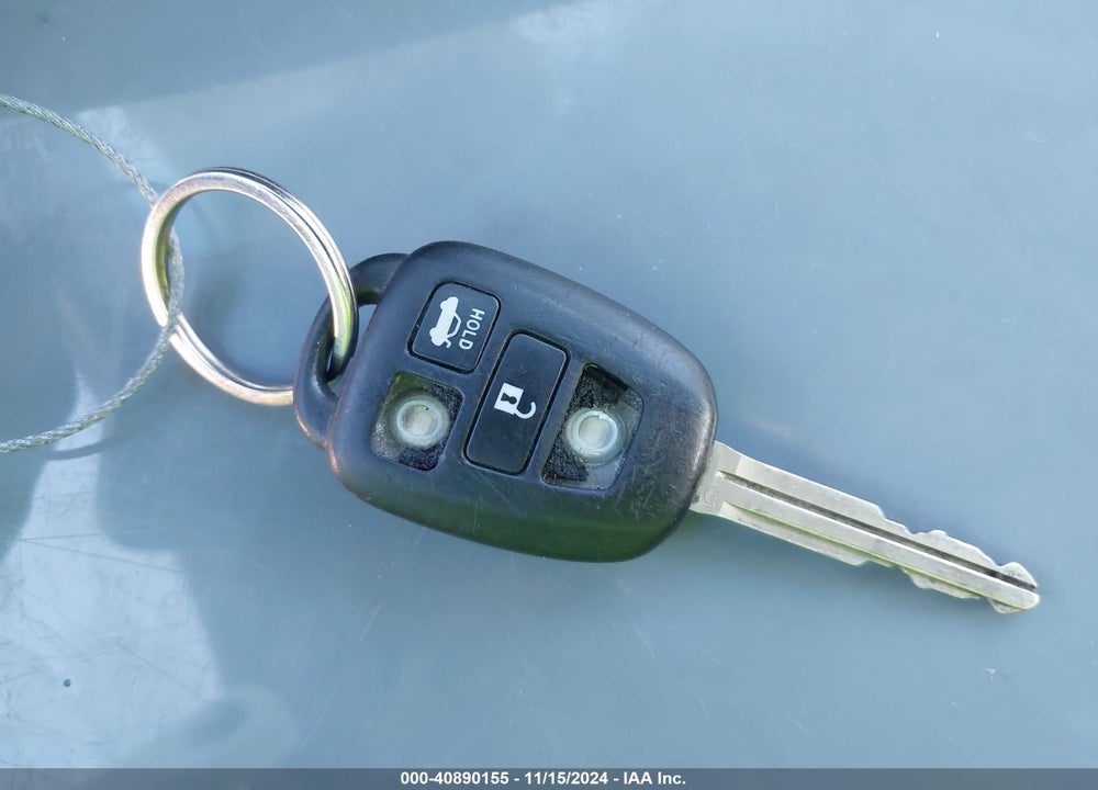2012 TOYOTA CAMRY SE VIN: 4T1BF1FK8CU147875