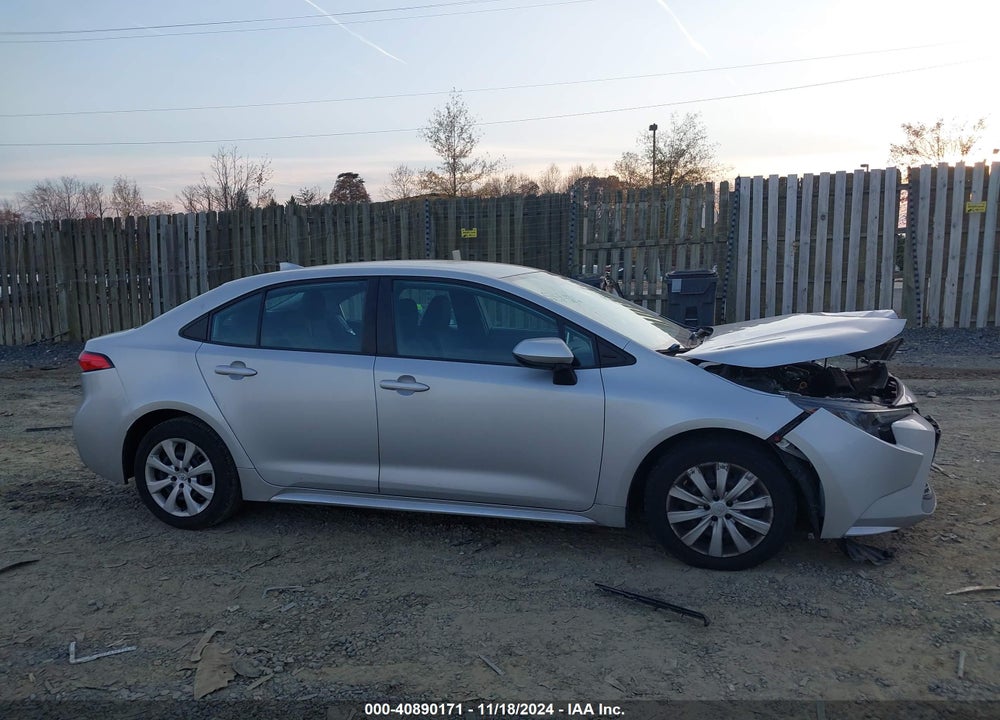 2020 TOYOTA COROLLA LE VIN: 5YFEPRAE8LP100096