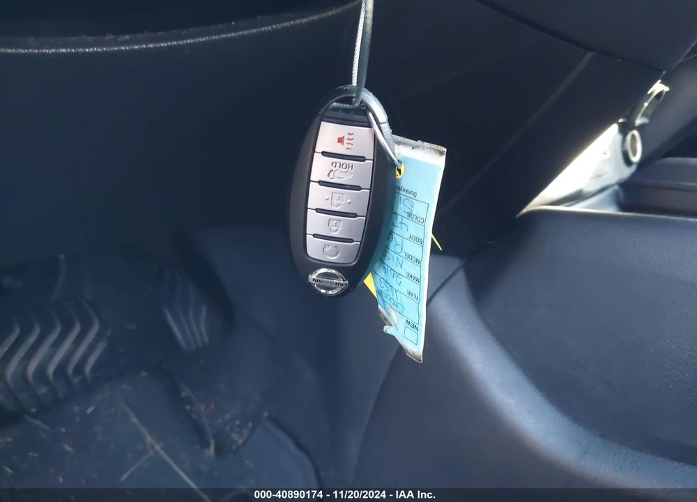 2018 NISSAN ROGUE SV VIN: 5N1AT2MVXJC700374