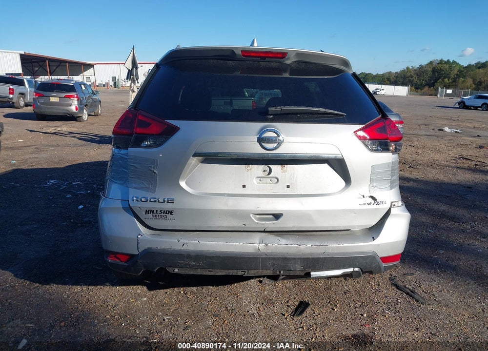 2018 NISSAN ROGUE SV VIN: 5N1AT2MVXJC700374