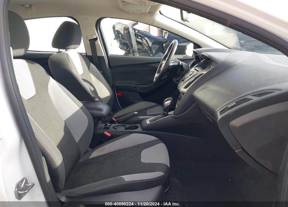 2014 FORD FOCUS VIN: 1FADP3F28EL341942