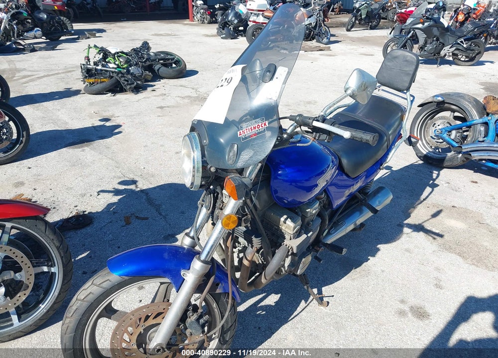 1993 HONDA CB750 VIN: JH2RC3803PM203365