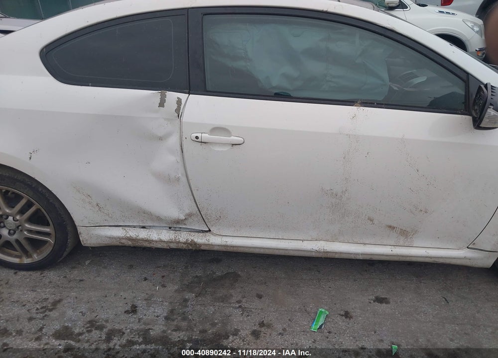 2010 SCION TC VIN: JTKDE3B76A0318617