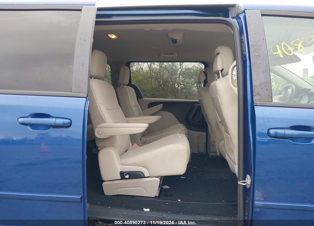 2011 DODGE GRAND CARAVAN EXPRESS VIN: 2D4RN4DG1BR602313