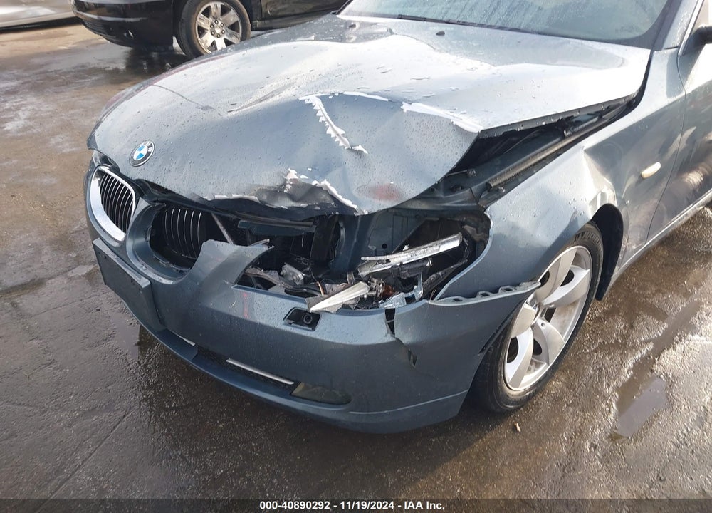 2008 BMW 528I VIN: WBANU53558C112203