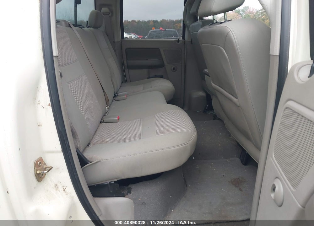 2007 DODGE RAM 1500 SLT VIN: 1D7HA18247J613017