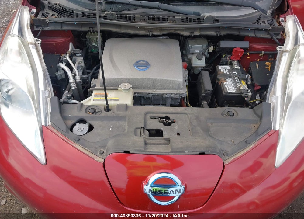 2014 NISSAN LEAF SV VIN: 1N4AZ0CP7EC339322