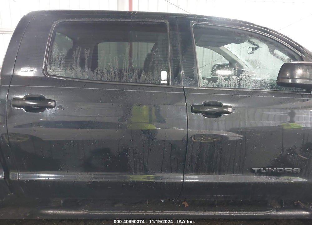 2015 TOYOTA TUNDRA SR5 5.7L V8 VIN: 5TFDW5F16FX443282