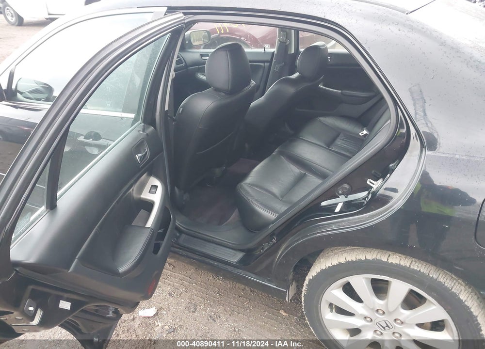 2007 HONDA ACCORD 3.0 EX VIN: 1HGCM665X7A023136