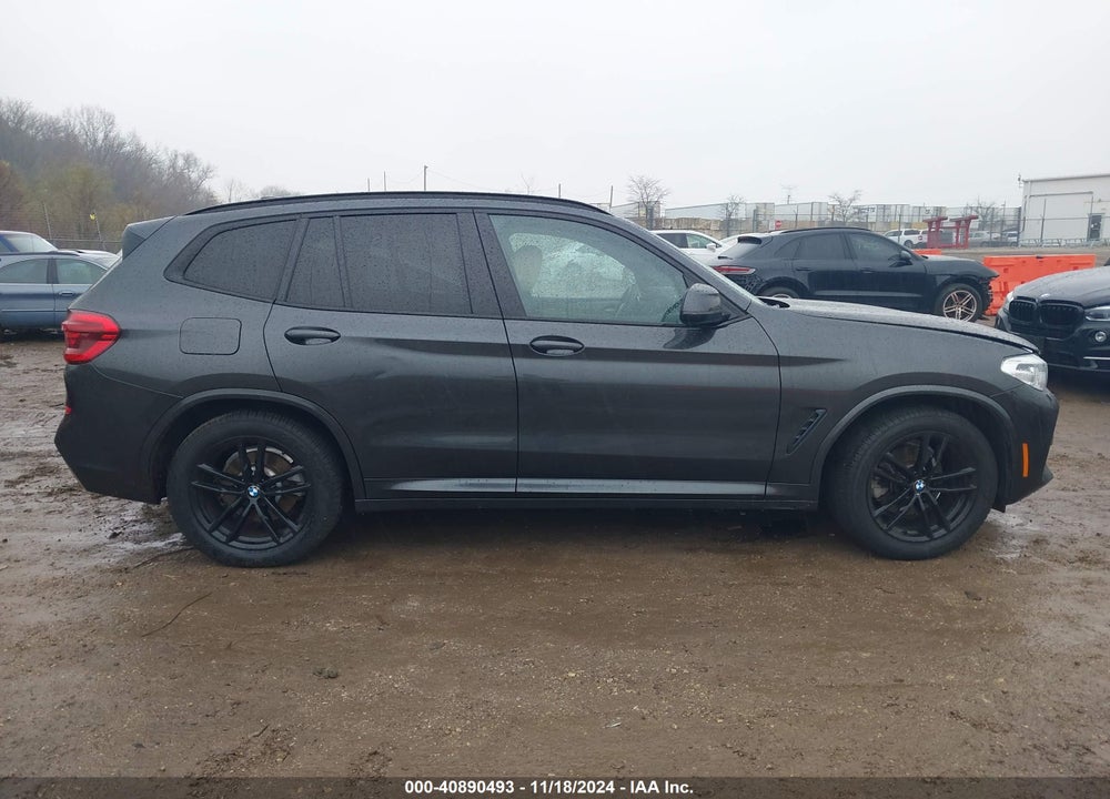 2021 BMW X3 VIN: 5UXTY5C0XM9E04909