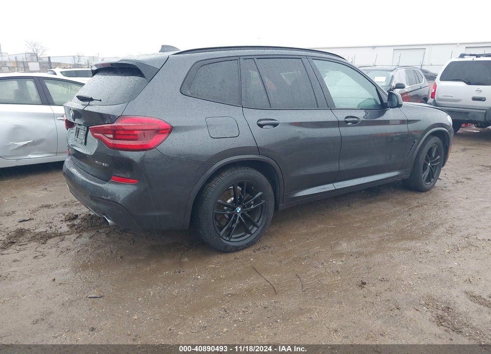 2021 BMW X3 VIN: 5UXTY5C0XM9E04909