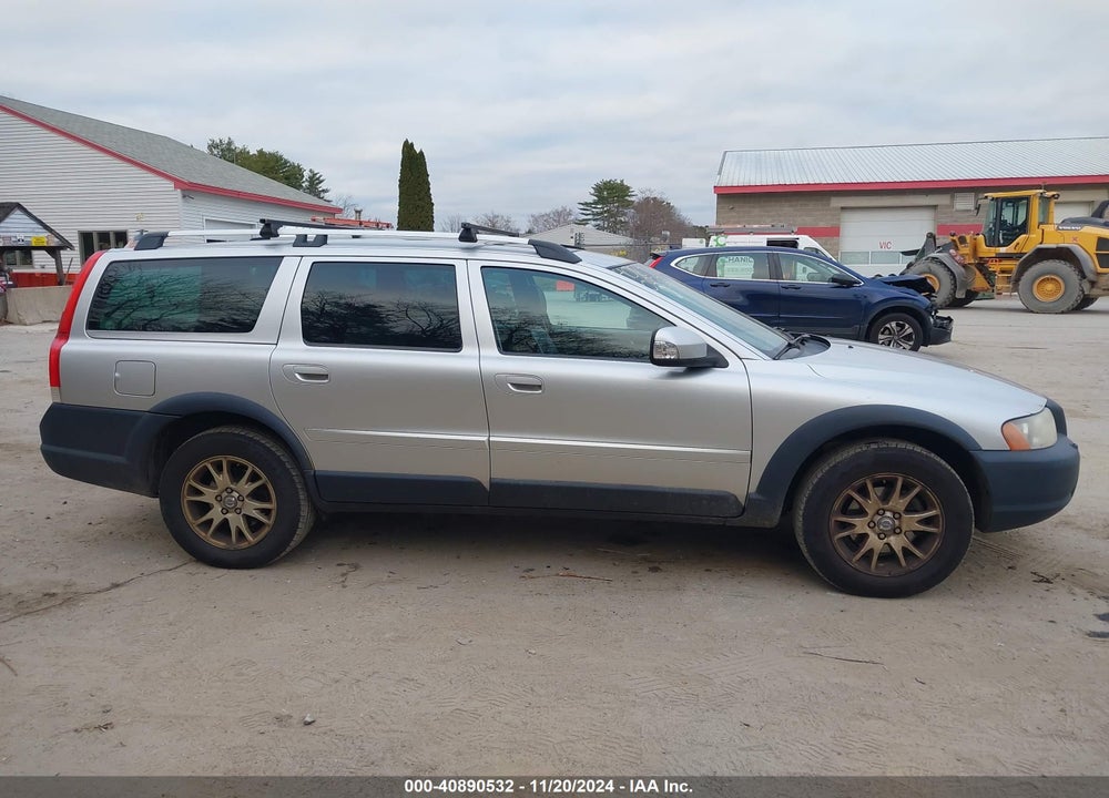 2007 VOLVO XC70 2.5T VIN: YV4SZ592871278338