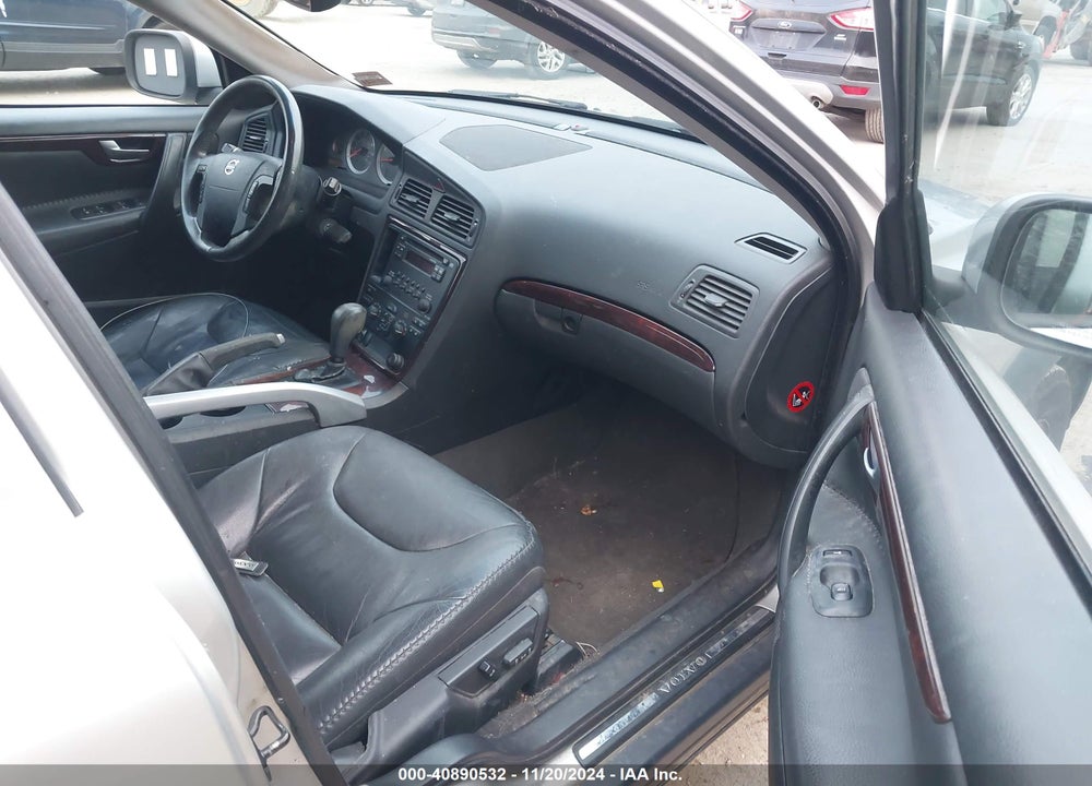 2007 VOLVO XC70 2.5T VIN: YV4SZ592871278338