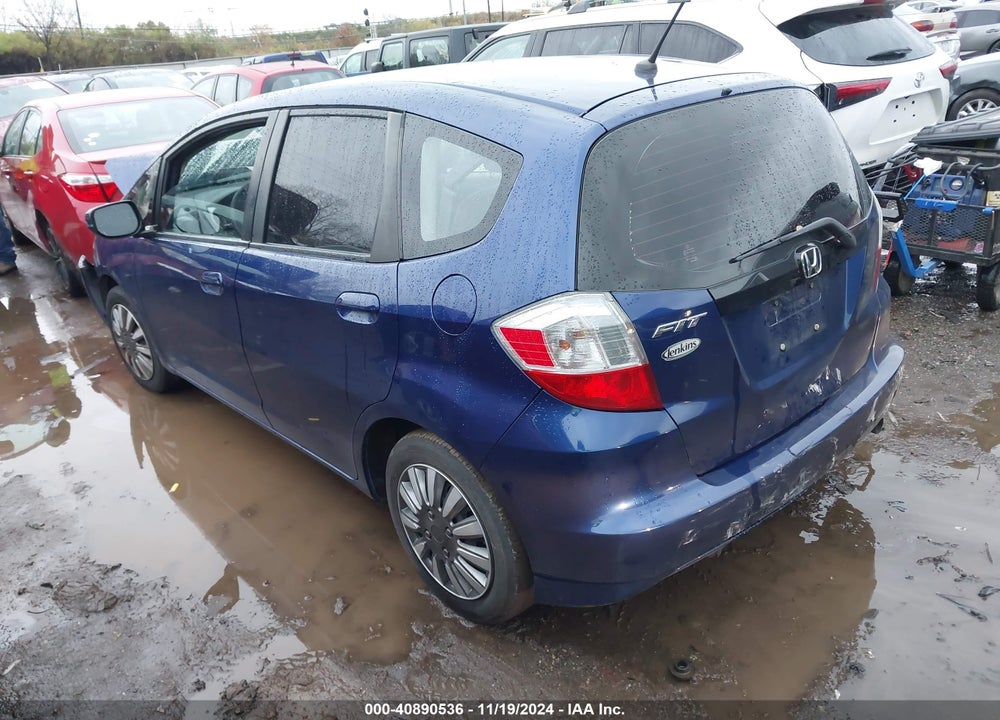 2012 HONDA FIT VIN: JHMGE8H31CC026718