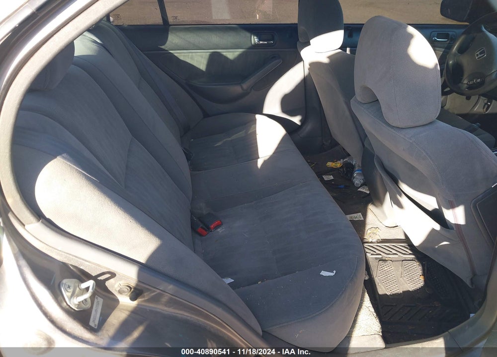 2005 HONDA CIVIC LX VIN: 2HGES16655H555824