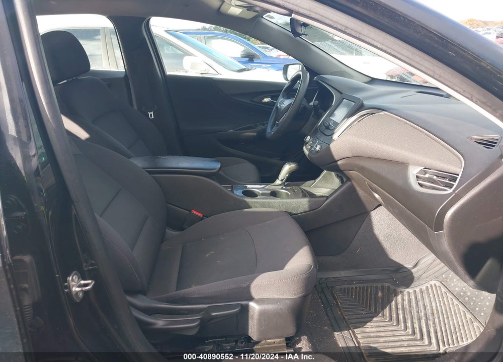 2017 CHEVROLET MALIBU LS VIN: 1G1ZB5ST2HF289521